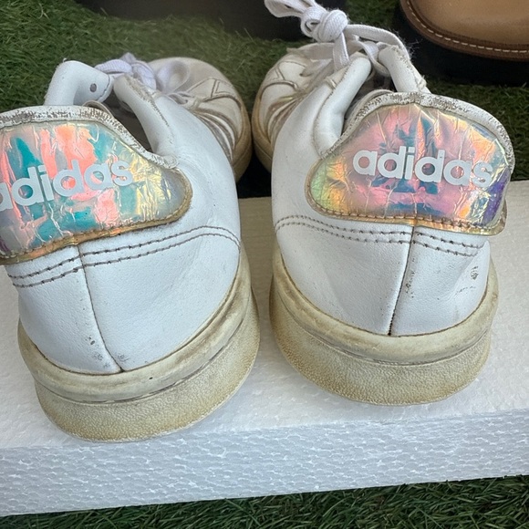 Adidas 7.5 White Iridescent Stripe Sneakers - Picture 5 of 9